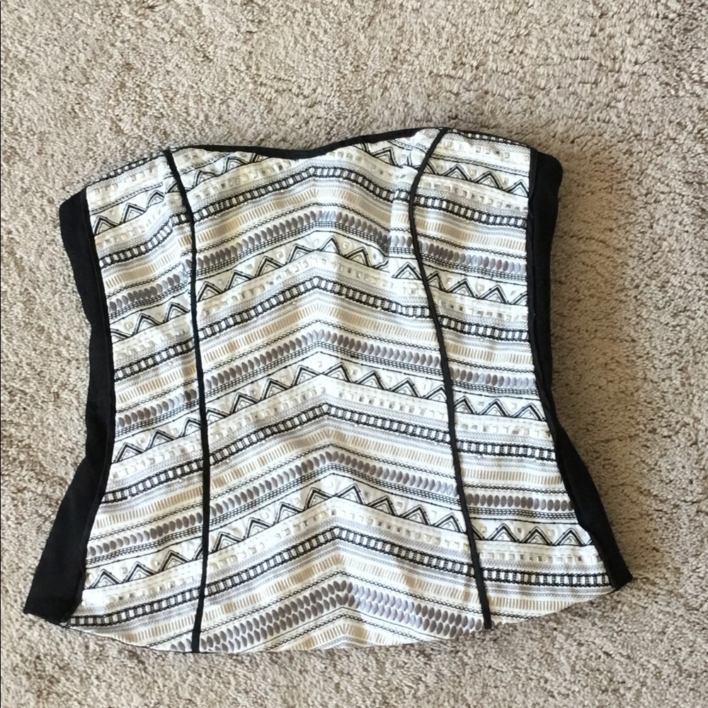 White House Black Market Boustier Top EUC
